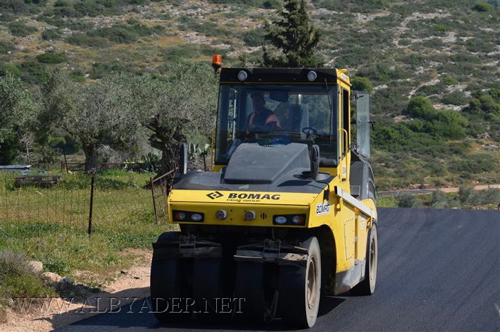 מועצת מקומית כאוכב אבו אלהיג'א סוללת את הרחוב המזרחי בשכונה הצפון מזרחית ובקטעים אחרים